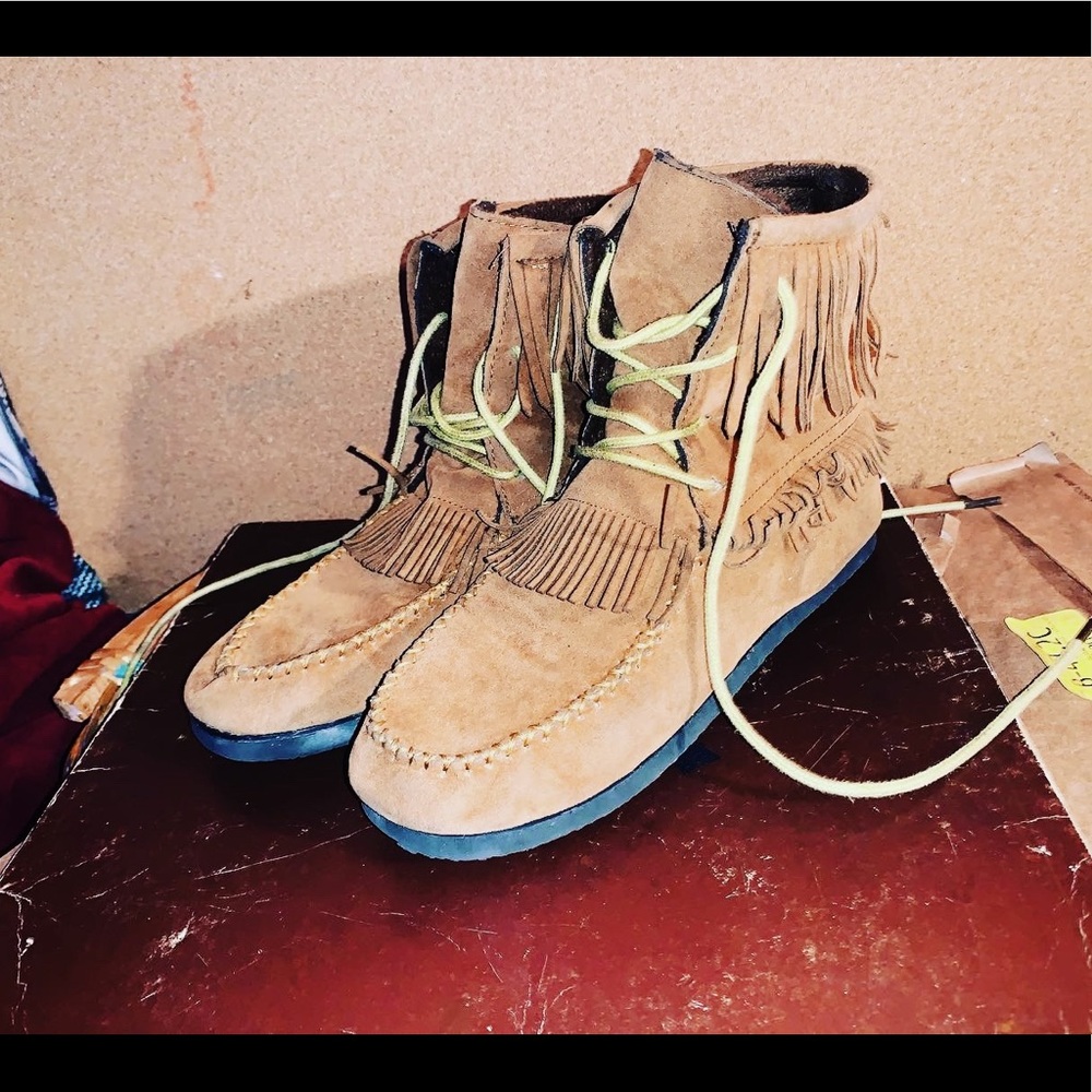 moccasin boots